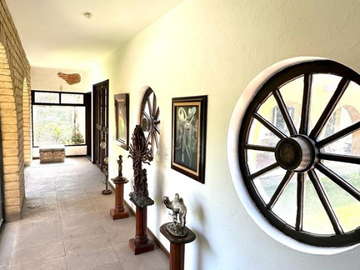 Exclusiva Residencia en Venta en Fracc. Campestre La Joya, Atlixco