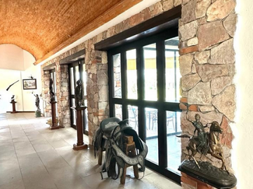 Exclusiva Residencia en Venta en Fracc. Campestre La Joya, Atlixco