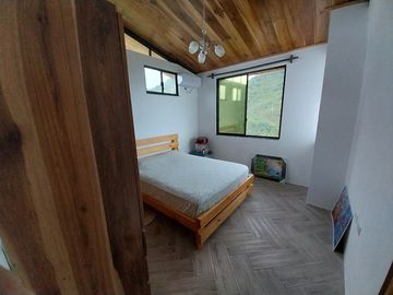 Puerto Lopez - Casa Vista: Se Vende Casa en Zona Rural y Cerca del Mar en Puerto Lopez
