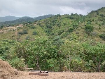 Puerto Lopez - Casa Vista: Se Vende Casa en Zona Rural y Cerca del Mar en Puerto Lopez