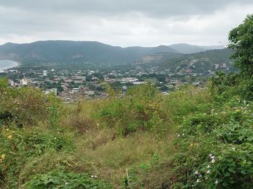 Puerto Lopez - Casa Vista: Se Vende Casa en Zona Rural y Cerca del Mar en Puerto Lopez