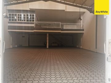 Ruko Disewakan 1,5 Lantai Lokasi di Jl. Barata Jaya, Gubeng Surabaya