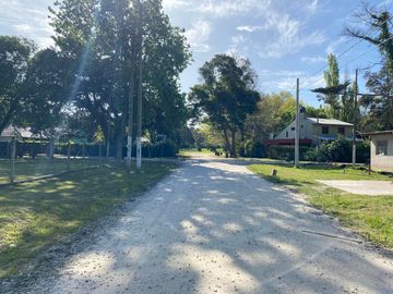 LATORRE PROP. VENDE CHALET 3 AMB CON PARQUE Y GARAGE - HERMOSO ENTORNO