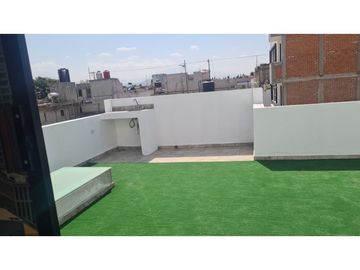 Casa En Venta Con Habitación Estudio Planta Baja Cerca UDLAP