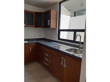 Casa En Venta Con Habitación Estudio Planta Baja Cerca UDLAP