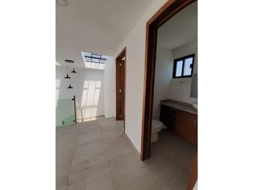 Casa En Venta Con Habitación Estudio Planta Baja Cerca UDLAP