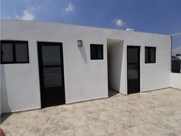 Casa En Venta Con Habitación Estudio Planta Baja Cerca UDLAP