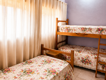 Casa en Venta Santa Teresita | 3 Dormitorios | 2 Baños | Garage Doble | A 2 Cuadras del Mar