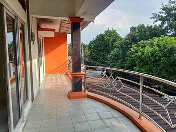Ruko di Jati Waringin Bekasi Jawa Barat