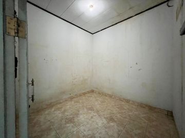 Di Jual Rumah Butuh Terjual Cepat Siap Huni 4 Kamar di Jatibarang, Indramayu