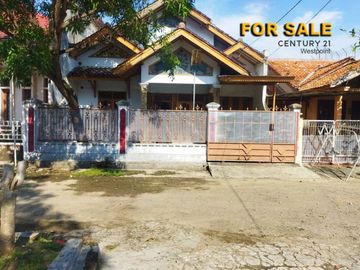 Di Jual Rumah Butuh Terjual Cepat Siap Huni 4 Kamar di Jatibarang, Indramayu