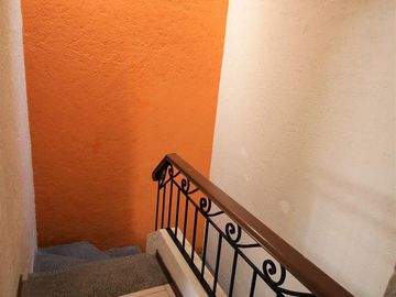 CASA CONDOMINIO EN VENTA NORTE DE CUERNAVACA,  ALBERCA Y TERRAZA CON VISTA PANORÁMICA ARBOLADA