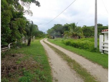 VENDO TERRENO EN CHAME, NUEVA GORGONA A 200 MTS DEL MAR (2)