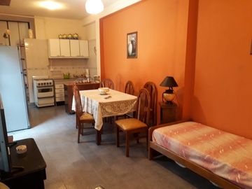 Casa con Departamento en venta en Florencio Varela Oeste
