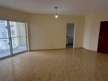3 AMB REMODELADO A NUEVO , COCINA INDEPENDIENTE , BAÑO COMPLETO