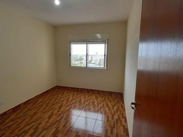 3 AMB REMODELADO A NUEVO , COCINA INDEPENDIENTE , BAÑO COMPLETO