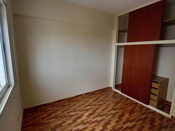 3 AMB REMODELADO A NUEVO , COCINA INDEPENDIENTE , BAÑO COMPLETO