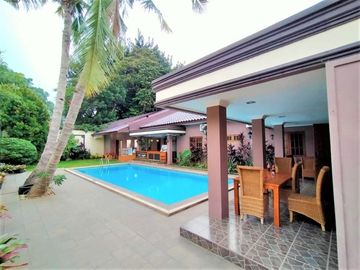 Single House at Bangka With Pool & Semi Furnished HSE-A0361