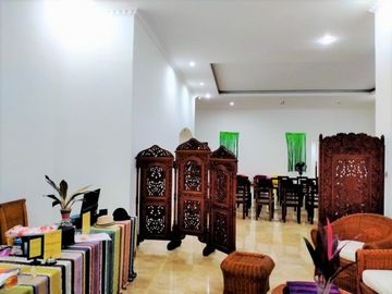 Single House at Bangka With Pool & Semi Furnished HSE-A0361