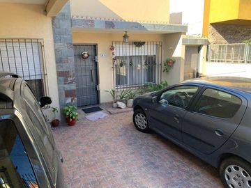 Casa en venta en Lanus Oeste