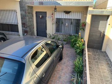 Casa en venta en Lanus Oeste