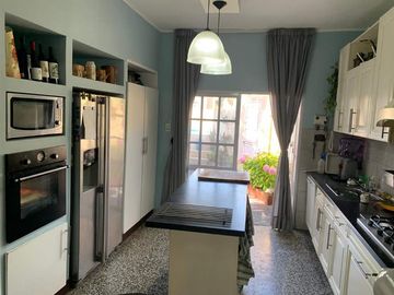 Casa en venta en Lanus Oeste