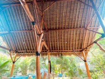 SPACIOUS VILLA/BUNGALOW IN KUTA MANDALIKA LOMBOK