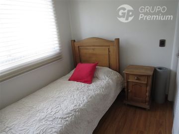 SE VENDE AMPLIA PROPIEDAD SECTOR BARRIO INGLES, 5D, 4B .