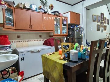 Rumah Dengan Tanah Luas Strategis Dekat Stasiun Sudimara