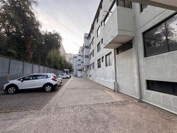 Departamento en venta de 5 dorm. en Las Condes