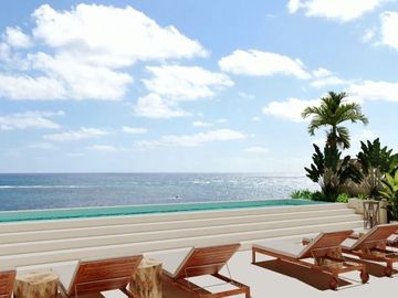 Condominio con jardín de 29m2, 2 terrazas, alberca con vista al mar, a 200 metro