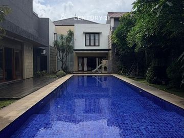 Dijual Rumah Fully Furnished Ada Swimming Pool Di Jaksel ND 18813