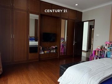 Dijual Rumah Fully Furnished Ada Swimming Pool Di Jaksel ND 18813