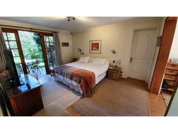 Casa En Venta / Los Trapenses / Colegio Everest
