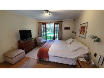 Casa En Venta / Los Trapenses / Colegio Everest