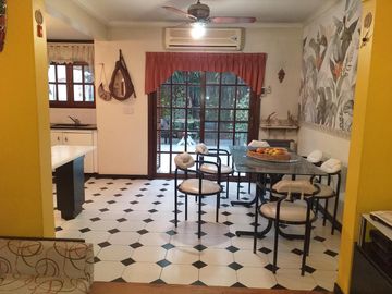 VENTA DE TRIPLEX 4 AMBIENTES