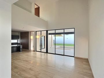 Venta de Casa en Jardines de Conkal