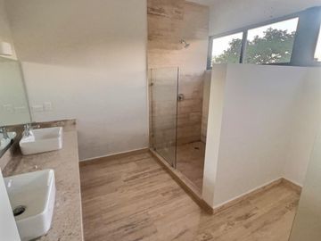 Venta de Casa en Jardines de Conkal