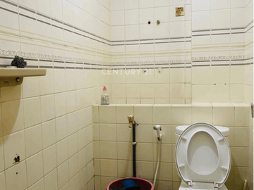 Gedung Kantor 3 Lantai Lokasi Strategis Di Kwitang