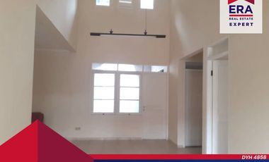 Disewakan Rumah 2 Lantai Siap Huni Metland