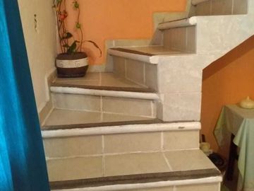 VENTA DE CASA SOLA CON ALBERCA EN YECAPIXTLA, MOR
