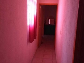 VENTA DE CASA SOLA CON ALBERCA EN YECAPIXTLA, MOR
