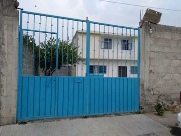 VENTA DE CASA SOLA CON ALBERCA EN YECAPIXTLA, MOR