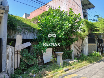 Dijual Rumah Tua di Sutorejo Surabaya