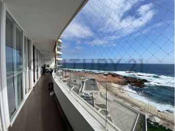En venta departamento 3 dormitorios