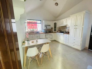 Casa en Venta en Fracc. Lomas del Pedregal, Irapuato, Gto.