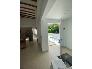 CASA CAMPESTRE  VENTA SANTAFÉ DE ANTIOQUIA  A  PUERTA CERRADA
