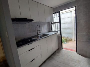 Casa Remodelada Villa Santa Lucia Sector, Gómez Carreño