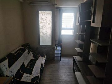 Dijual/Disewakan Apartemen Puncak Kertajaya Surabaya Timur 2Bedroom Lantai 9 Pool View Murah