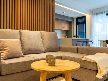 Venta departamento duplex de dos dormitorios con terraza exclusiva. Rosario, Fisherton